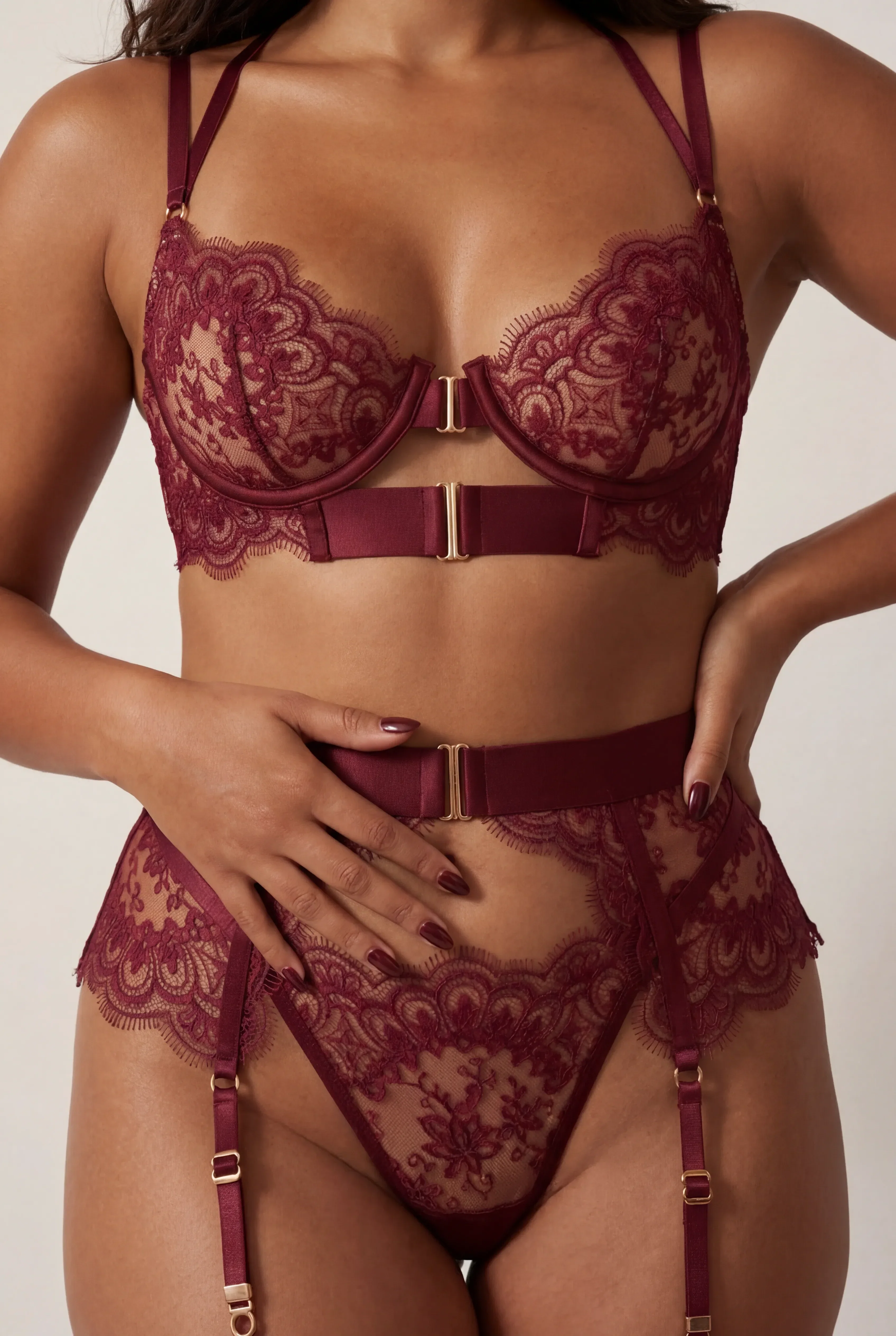Four-piece lingerie set - KEELY Bordeaux  - Image 4